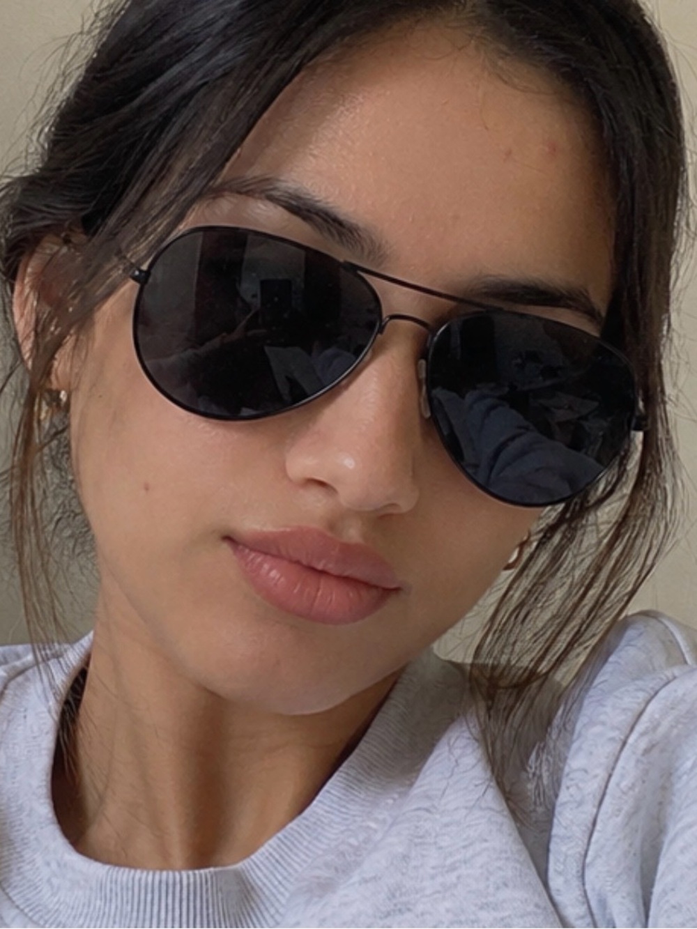 Women's Black Aviator Sunglasses - Sleek Metal Frame